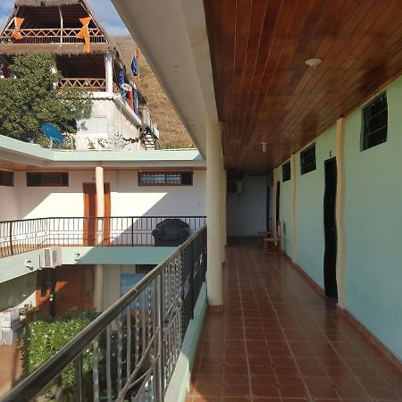 Hostal Dumbira Таганга Екстериор снимка