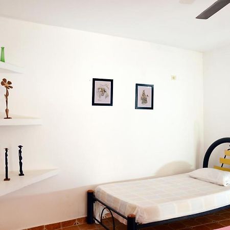 Hostal Dumbira Таганга Екстериор снимка