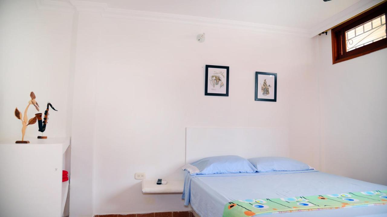 Hostal Dumbira Таганга Екстериор снимка