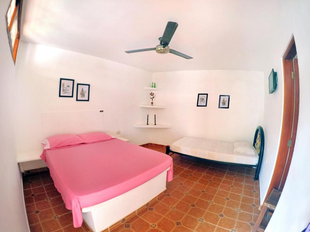 Hostal Dumbira Таганга Екстериор снимка