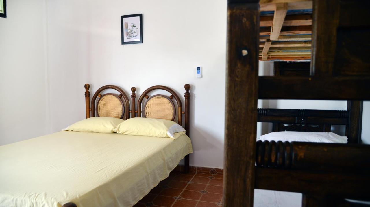 Hostal Dumbira Таганга Екстериор снимка